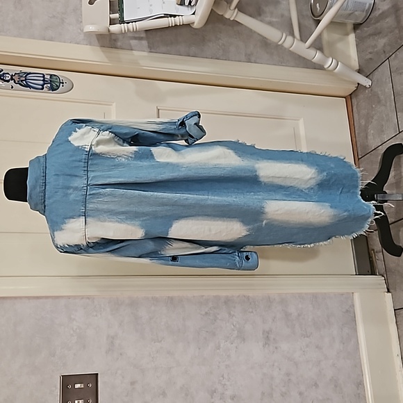 "THRILL JEANS" SZ. L, Distressed and Faded acid washed dress. Perfect condition. - Picture 5 of 16